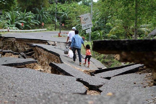 菲律宾地震,地震后的路面