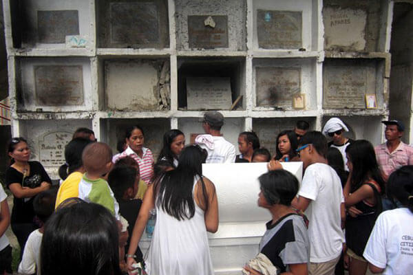 菲律宾墓碑