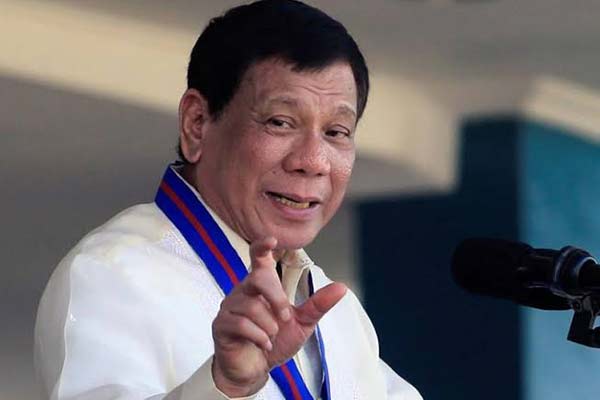 菲律宾总统拒绝公开接种
