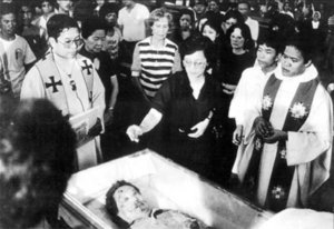 阿基诺被刺杀命丧马尼拉