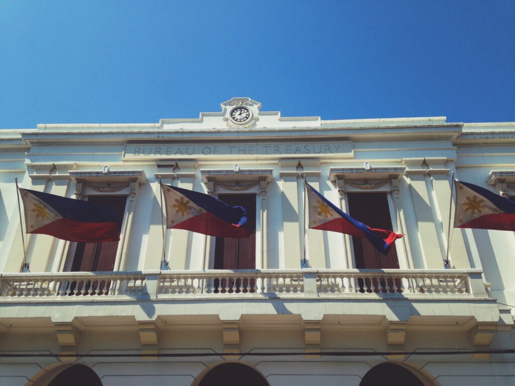 菲律宾总统制 | 菲律宾游学生活分享-认识菲律宾游学-菲律宾语言学校-菲律宾游学机构-在菲言菲